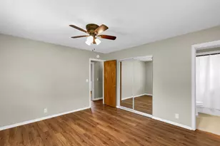 2009 Crescent Dr, Champaign, IL 61821 - Photo 21