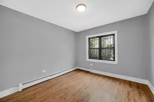 2620 W Foster Ave, Chicago, IL 60625 - Photo 17