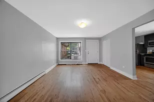 2620 W Foster Ave, Chicago, IL 60625 - Photo 9