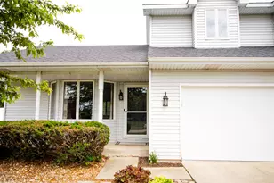429 San Carlos Rd, Minooka, IL 60447 - Photo 1