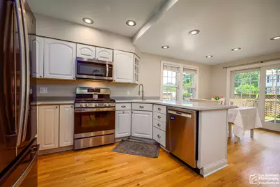 [Address not provided], Wheaton, IL 60187 - Photo 11