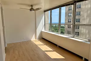 655 W Irving Park Rd, Chicago, IL 60613 - Photo 5