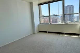 655 W Irving Park Rd, Chicago, IL 60613 - Photo 13