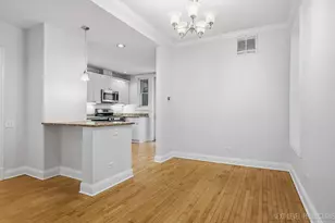 2013 W Concord Pl, Chicago, IL 60647 - Photo 11
