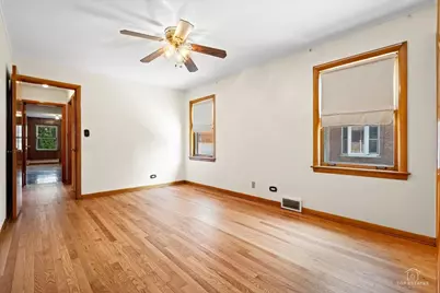 9253 S Sacramento Avenue, Evergreen Park, IL 60805 - Photo 19