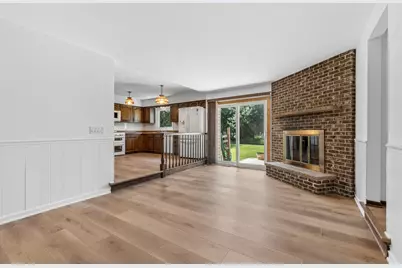 5017 Kenneth Drive, Crystal Lake, IL 60014 - Photo 9