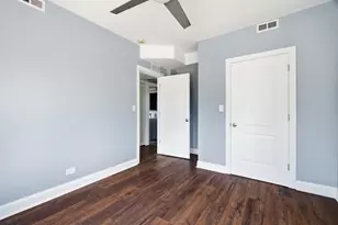 456 E 87th Pl, Chicago, IL 60619 - Photo 7
