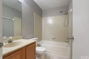 62 E Rustic Ln, Round Lake Beach, IL 60073 - Photo 13