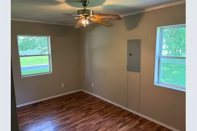 206 SW 6th Street, Atlanta, IL 61723 - Photo 17