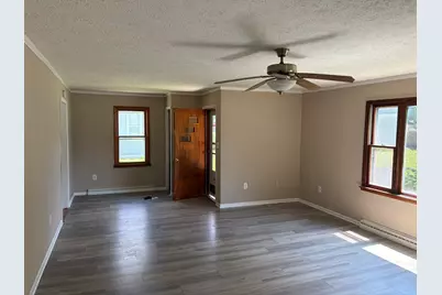 206 SW 6th Street, Atlanta, IL 61723 - Photo 9