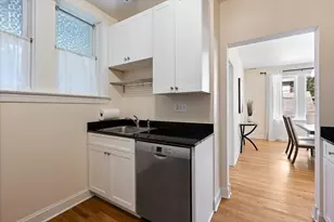 1226 Elmwood Ave, Evanston, IL 60202 - Photo 11