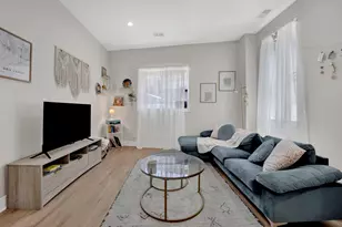 4437 N Broadway St, Chicago, IL 60640 - Photo 5