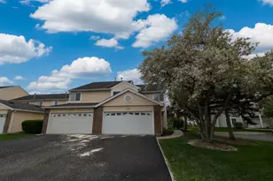 150 Winchester Dr, Streamwood, IL 60107 - Photo 1