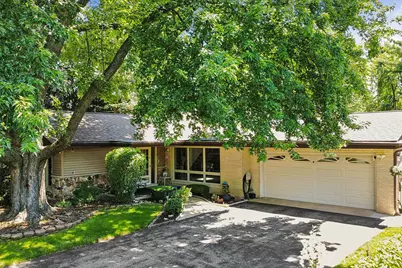 20W135 98th Street, Lemont, IL 60439 - Photo 1