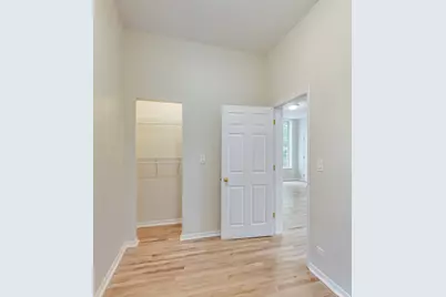 2323 N Cambridge Avenue #2, Chicago, IL 60614 - Photo 11