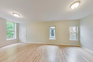 2323 N Cambridge Ave, Chicago, IL 60614 - Photo 3