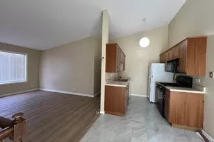 341 Jefferson Ct, Vernon Hills, IL 60061 - Photo 9