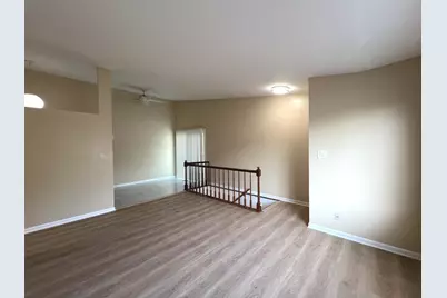 341 Jefferson Court, Vernon Hills, IL 60061 - Photo 5