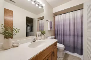 10521 S Roberts Rd, Palos Hills, IL 60465 - Photo 9
