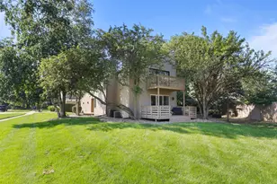 16 Briar Hill Cir, Champaign, IL 61822 - Photo 27