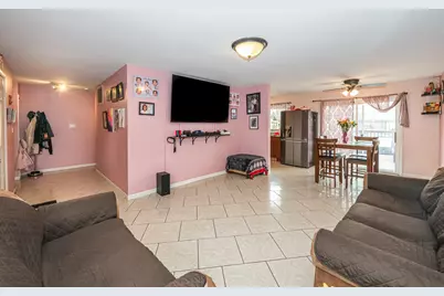 810 Oakton Avenue, Romeoville, IL 60446 - Photo 5