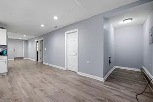 1615 S Komensky Ave, Chicago, IL 60623 - Photo 15