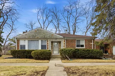 6310 N La Crosse Avenue, Chicago, IL 60646 - Photo 1