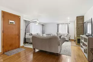 6310 N La Crosse Ave, Chicago, IL 60646 - Photo 9