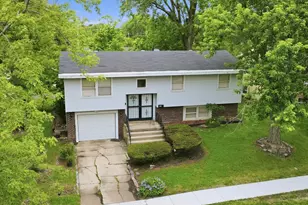 1829 217th Pl, Sauk Village, IL 60411 - Photo 3