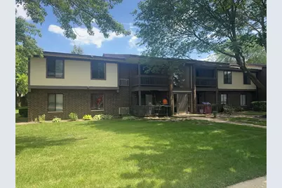 571 Somerset Lane #5, Crystal Lake, IL 60014 - Photo 3
