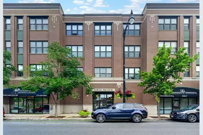 2510 W Irving Park Road #401, Chicago, IL 60618 - Photo 1