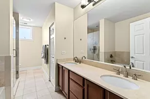 2510 W Irving Park Rd, Chicago, IL 60618 - Photo 15