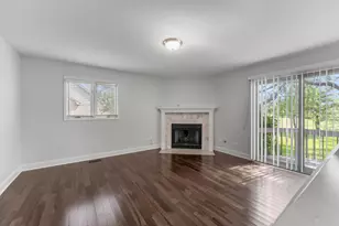 24161 Brancaster Dr, Naperville, IL 60564 - Photo 27