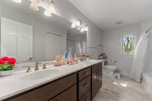 24161 Brancaster Dr, Naperville, IL 60564 - Photo 39