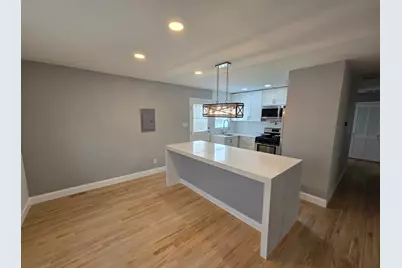16765 Highview Avenue, Orland Hills, IL 60487 - Photo 9