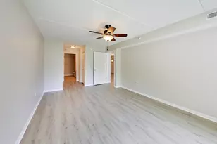 390 S Western Ave, Des Plaines, IL 60016 - Photo 21