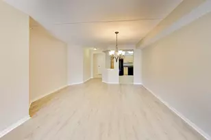 390 S Western Ave, Des Plaines, IL 60016 - Photo 13