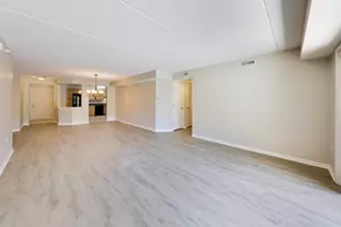 390 S Western Ave, Des Plaines, IL 60016 - Photo 11