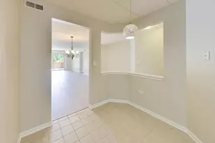 390 S Western Ave, Des Plaines, IL 60016 - Photo 17
