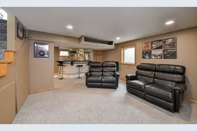 959 Hill Crest Drive, Carol Stream, IL 60188 - Photo 25