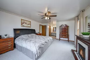 959 Hill Crest Dr, Carol Stream, IL 60188 - Photo 17