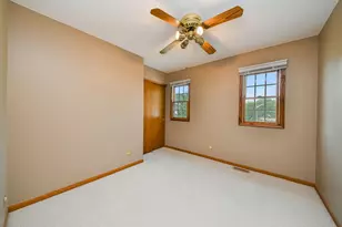959 Hill Crest Dr, Carol Stream, IL 60188 - Photo 23