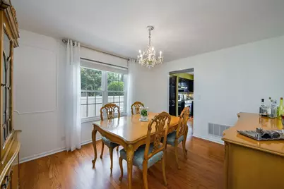 959 Hill Crest Drive, Carol Stream, IL 60188 - Photo 13