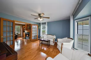 959 Hill Crest Dr, Carol Stream, IL 60188 - Photo 11