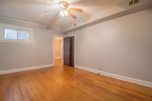 7841 S Kingston Ave, Chicago, IL 60649 - Photo 7