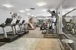 720 W Gordon Terrace, Chicago, IL 60613 - Photo 23