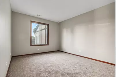 219 Uteg Street #E, Crystal Lake, IL 60014 - Photo 11