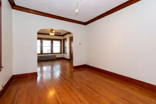 2837 N Central Park Ave, Chicago, IL 60618 - Photo 15