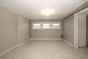 2837 N Central Park Ave, Chicago, IL 60618 - Photo 25