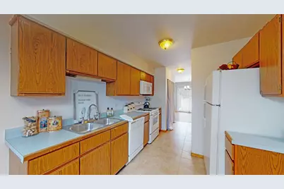 468 Minnesota Circle, Carol Stream, IL 60188 - Photo 13